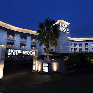 In The Moon (adults Only) 2* Yokohama (Kanagawa)